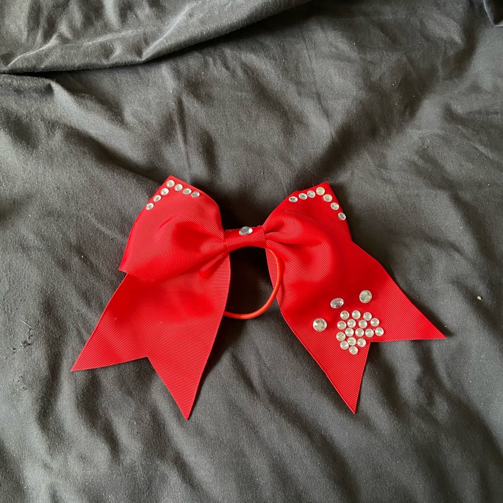 Cheer bows - Picture 4 of 4